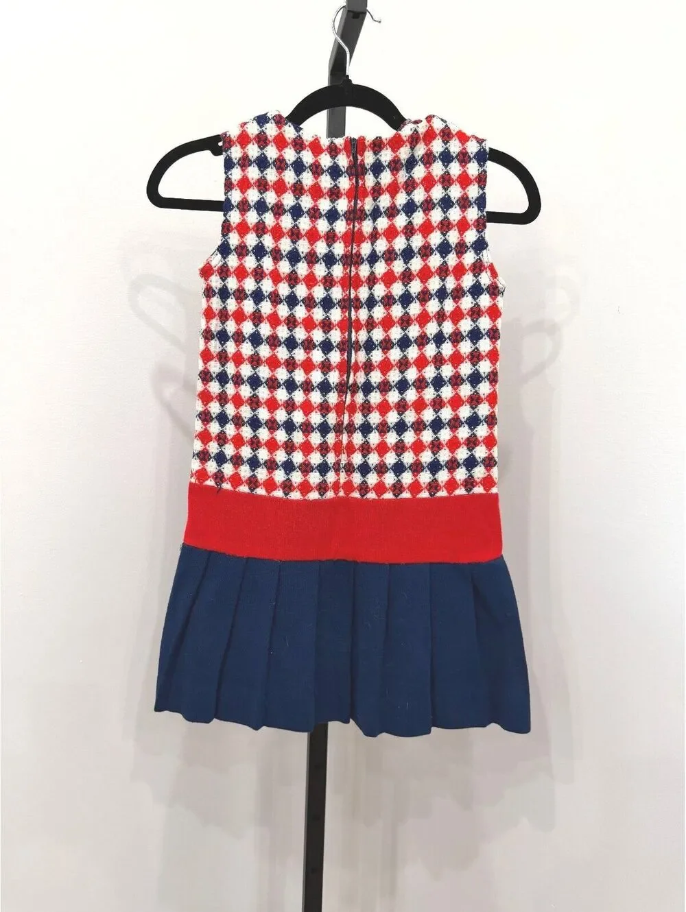Playmore Size 10 Girls Sleeveless Dress with Pleated Navy Skirt Red Waistband